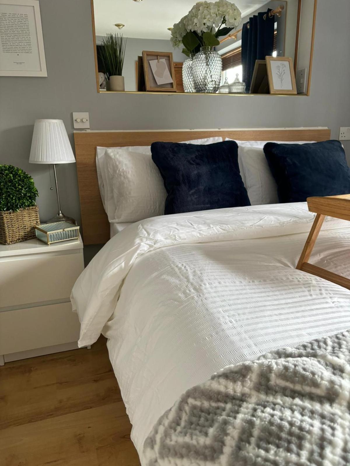 Amazing En-Suite Apartment In Finchley Central London Bagian luar foto