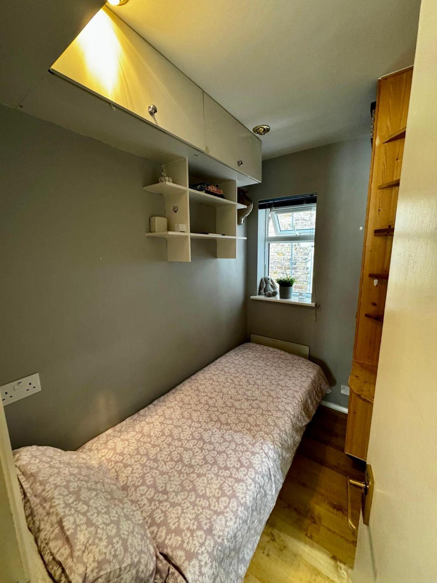 Amazing En-Suite Apartment In Finchley Central London Bagian luar foto